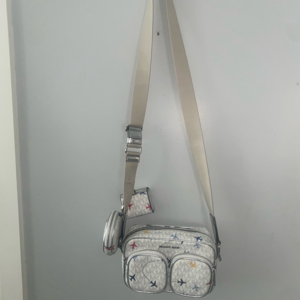 Michael kors handbag NEW - Picture 4 of 6